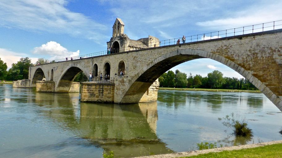 pixabay avignon 3