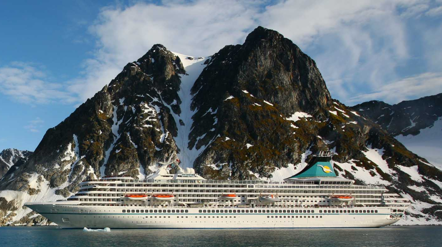Artania in Spitzbergen extremes Querfomat 2